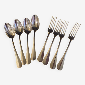Serie de 4 couverts metal argente modele au filet uniplat cuilleres fourchettes