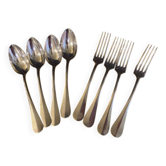 Serie de 4 couverts metal argente modele au filet uniplat cuilleres fourchettes