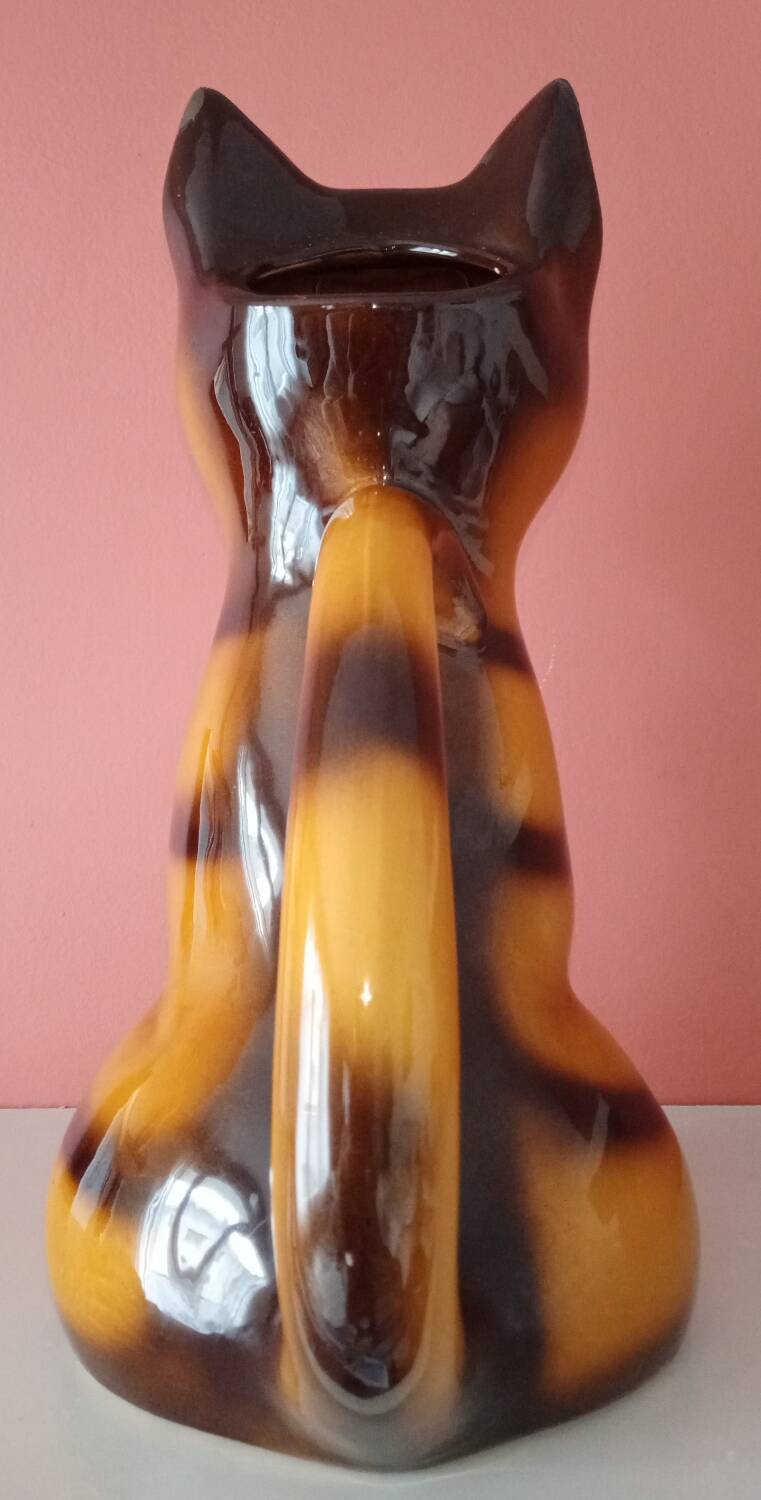 Vintage earthenware cat pitcher