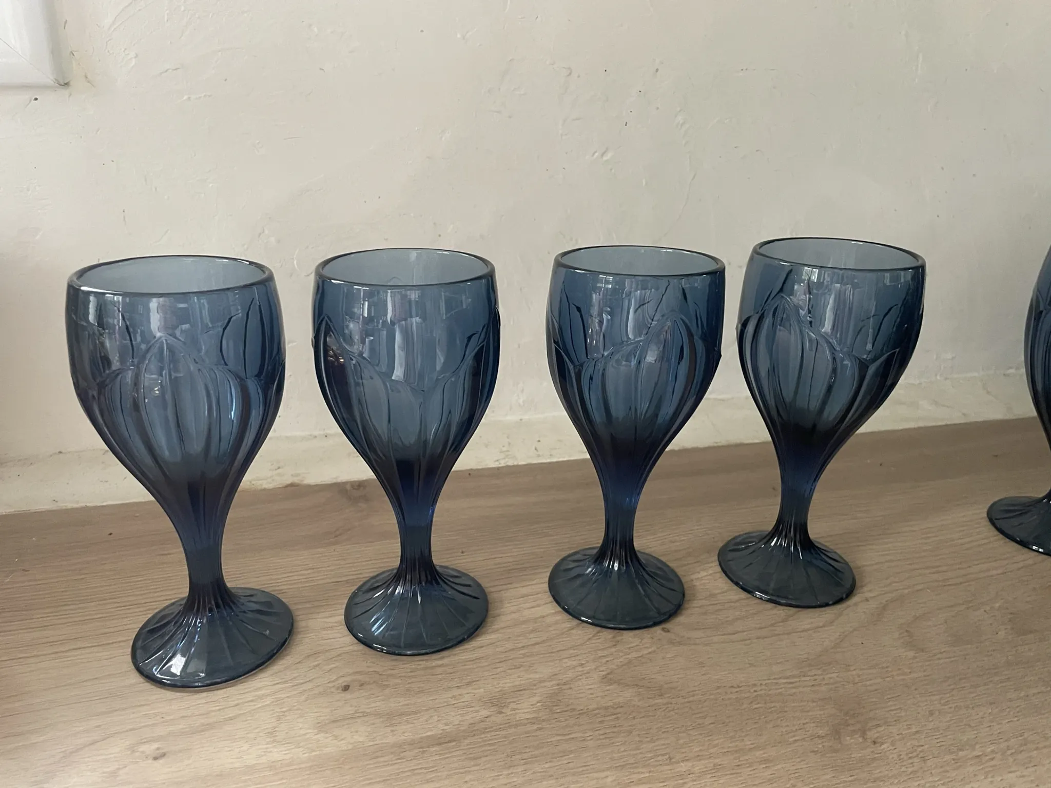 Set of four wine glasses model "Sky Blossoms" by Lenox Art Nouveau style.