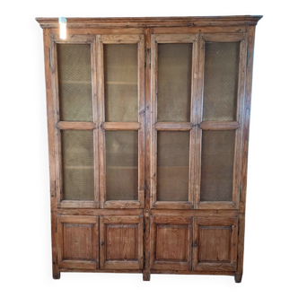 Armoire provençale