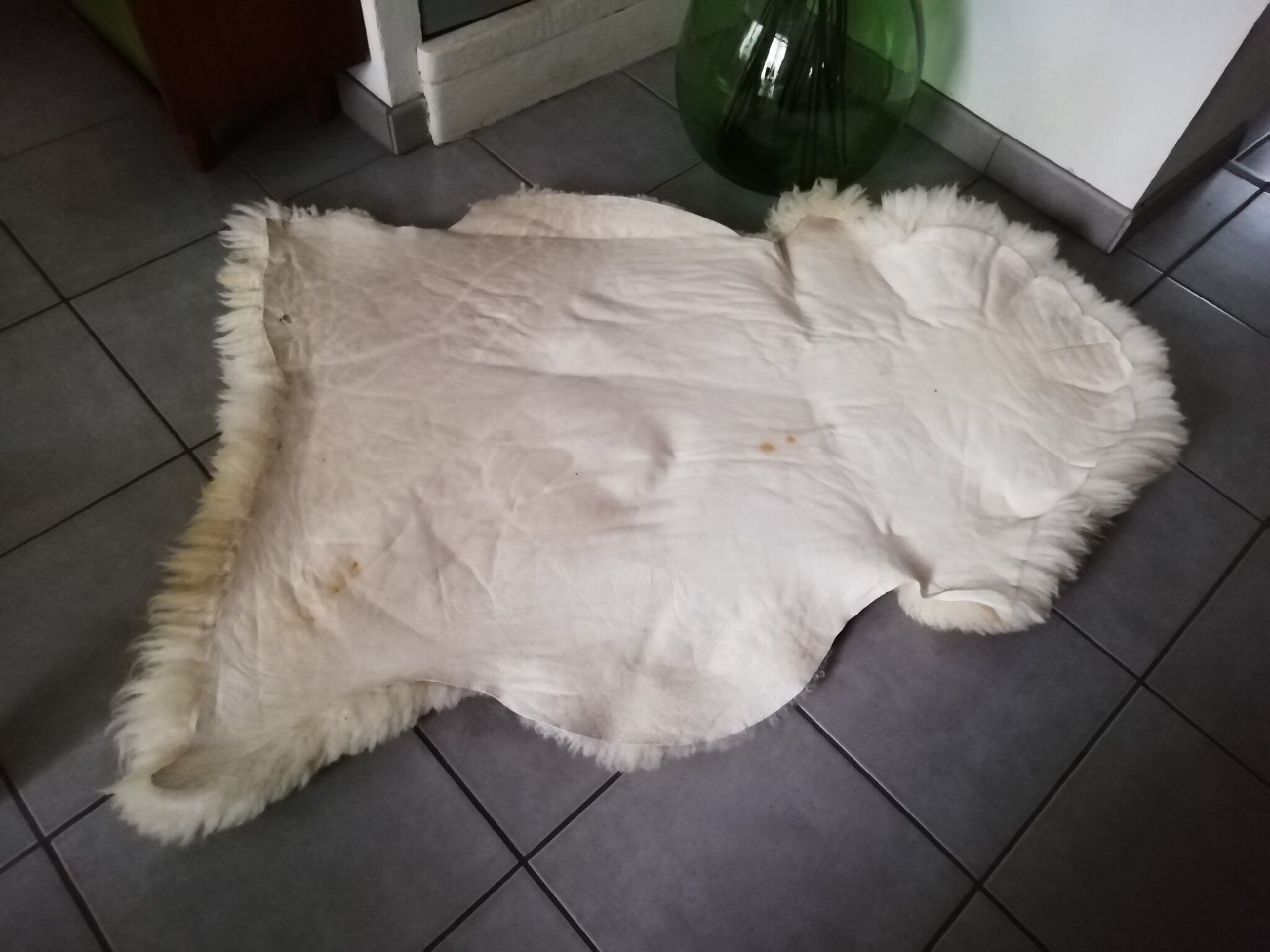 Sheepskin 125 x 90 cms