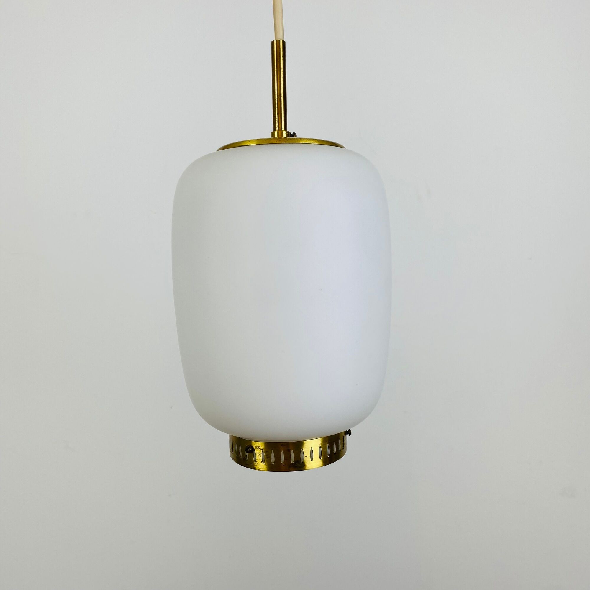 Scandinavian suspension Kina by Bent Karlby for Lyfa 1960 opaline brass