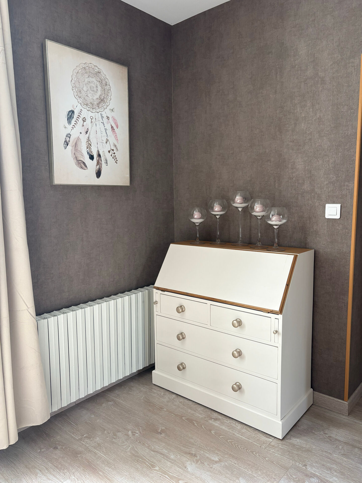 Charming secretary fully restored