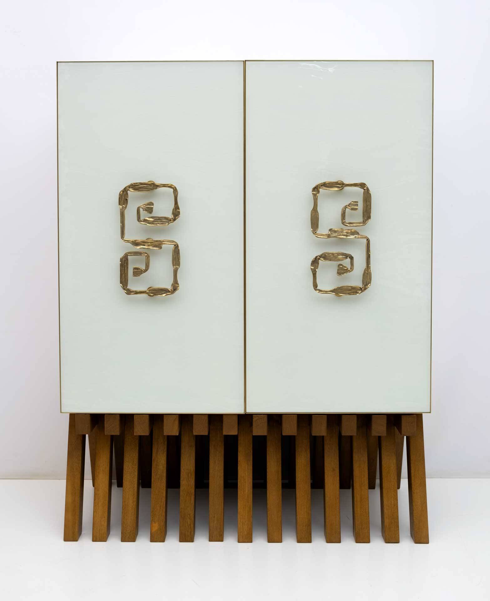 Postmodern Italian Bar Sideboard Murano Glass and Brass, 1980s