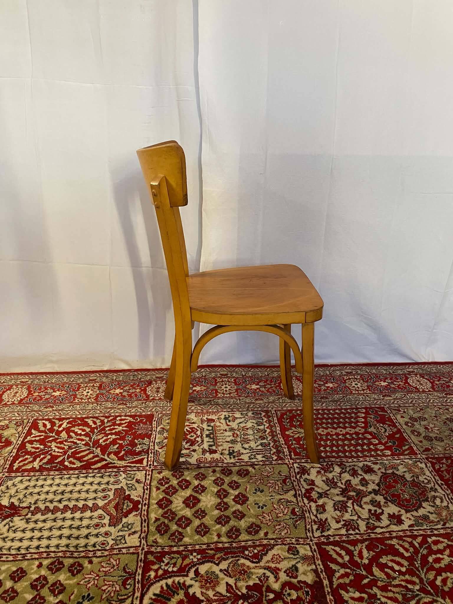 Set of 4 vintage wooden bistro chairs – Baumann style