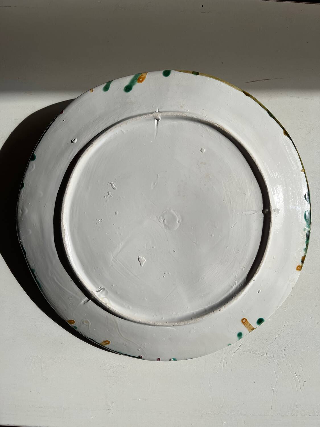 Decorative earthenware dish by J. Caldas da Rainha