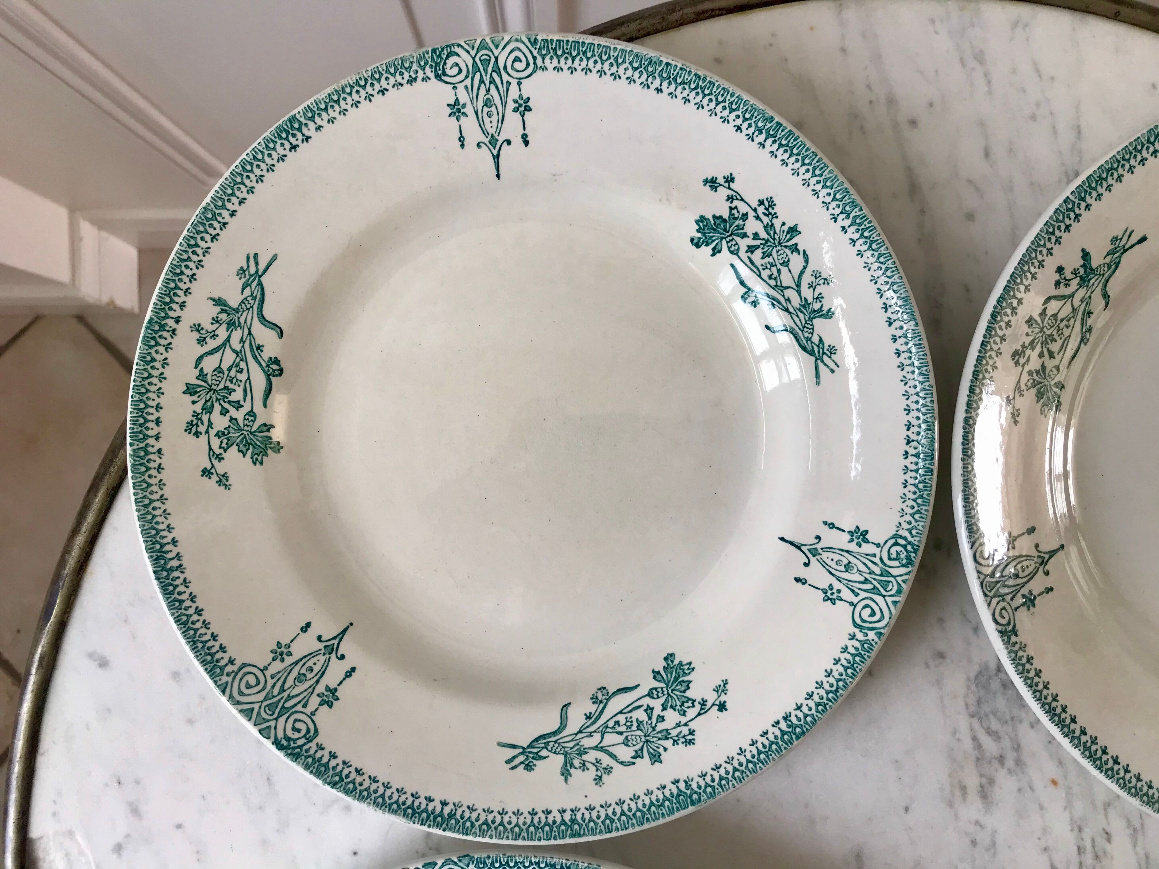 Set of 4 flat plates Terre de Fer Saint-Amand XIXth