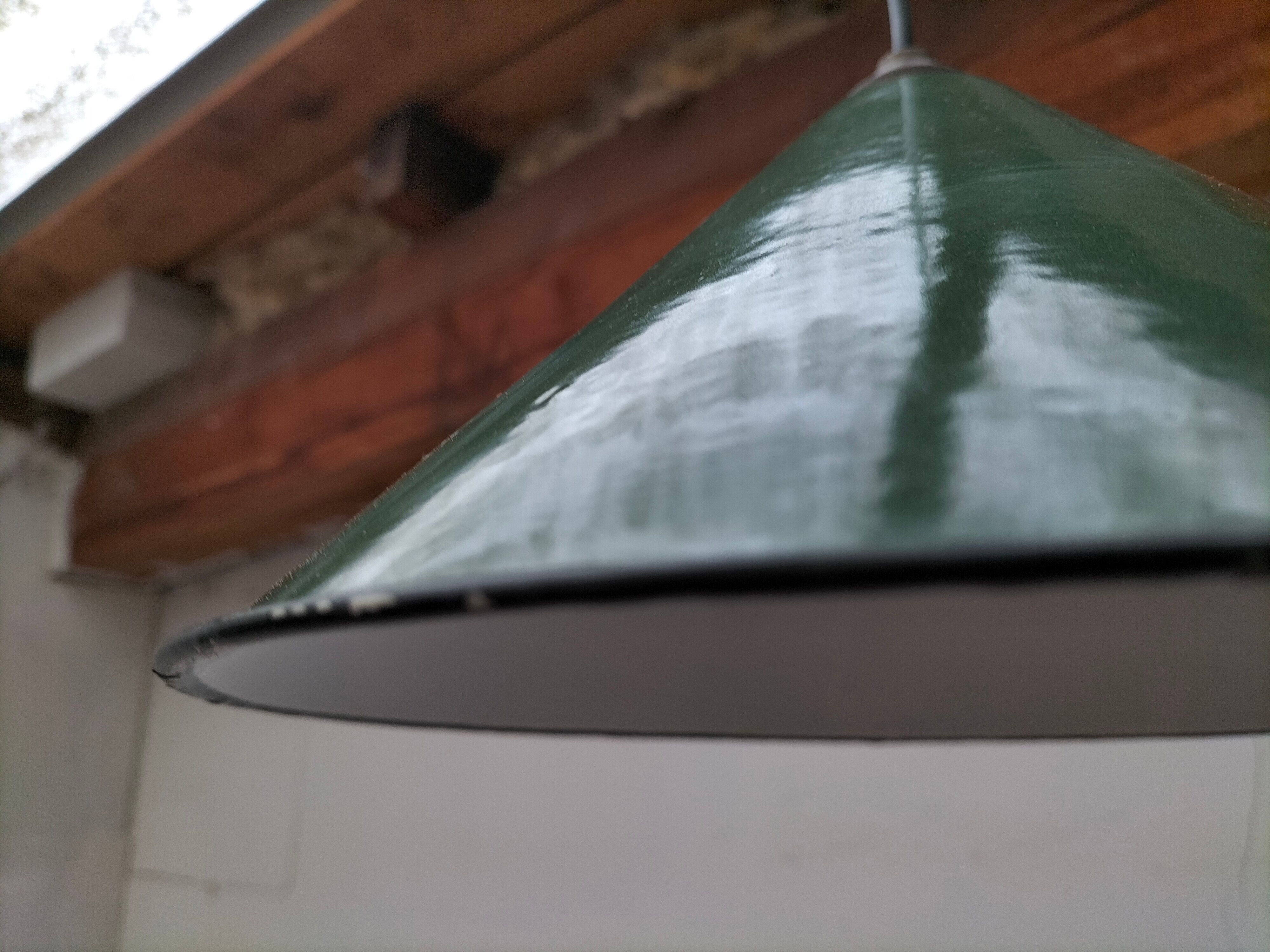 Industrial enamelled lamp