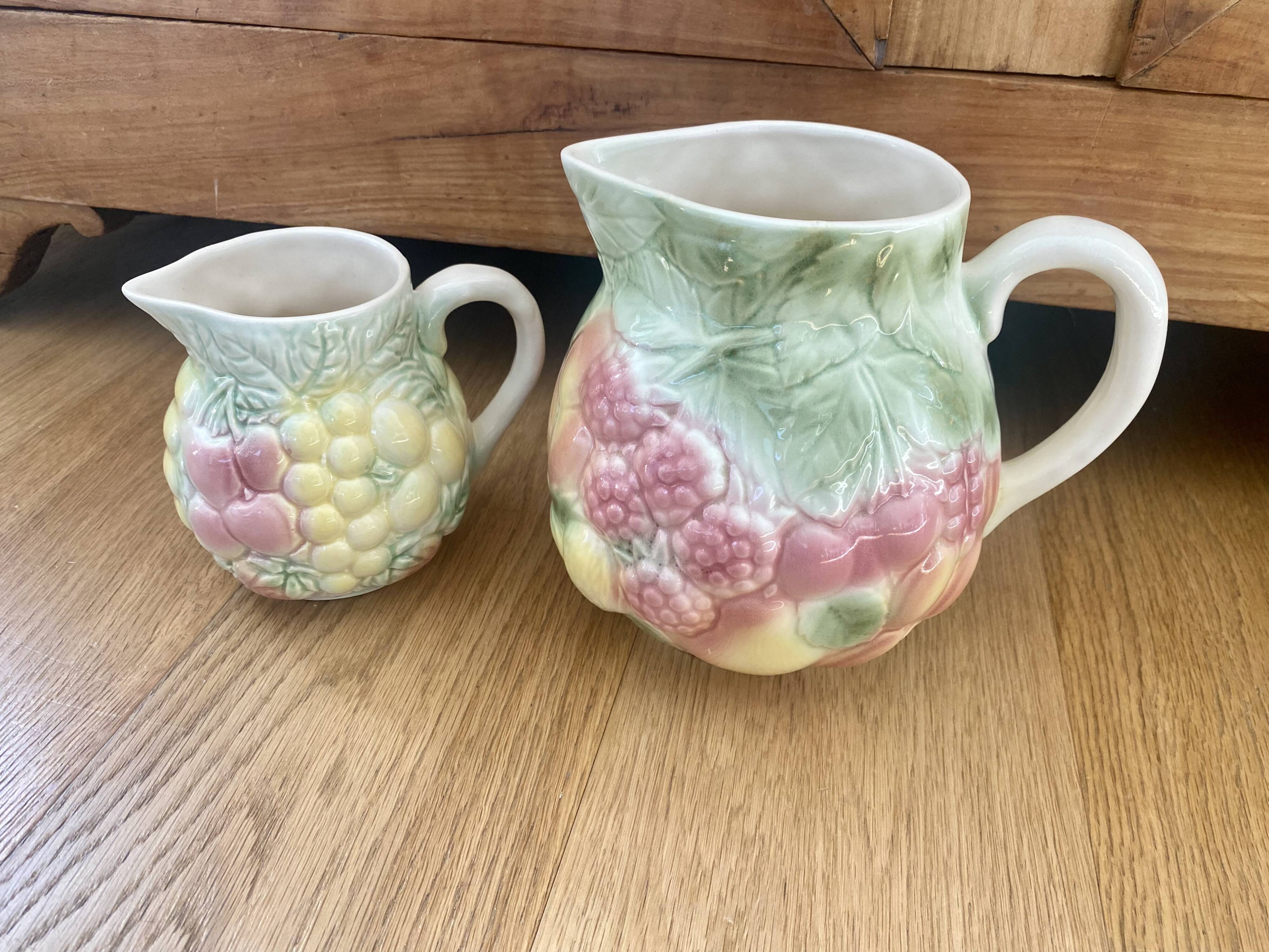 Broc carafe and small pitcher Salins slurry fruit