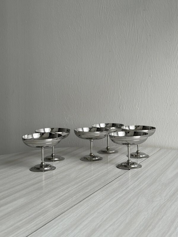 Lot de coupelles sur pied en inox style Letang Remy