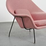 Womb Chair 1st edition by Eero Saarinen, Knoll circa 1948.