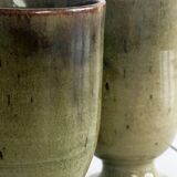 3 mazagrans en céramique verte.