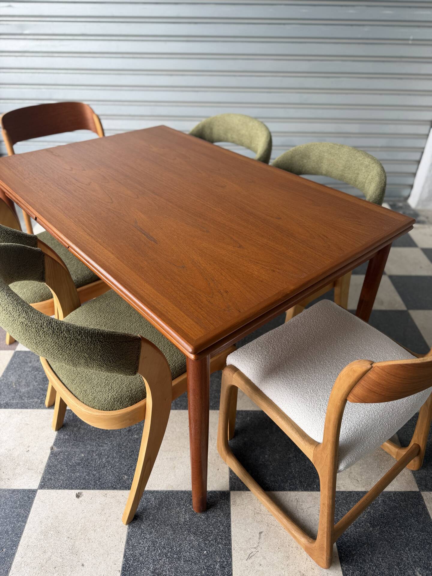 Table danoise en teck