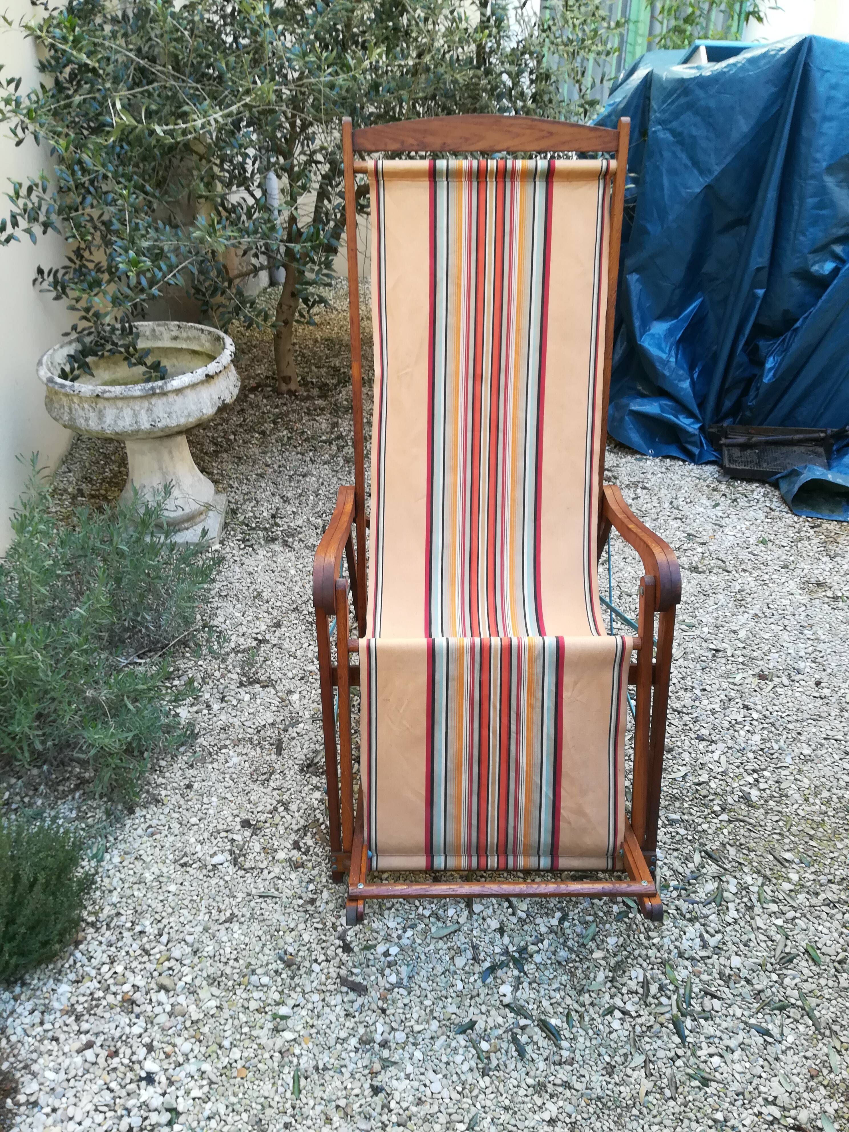 Foldable deck chair from the 1940s