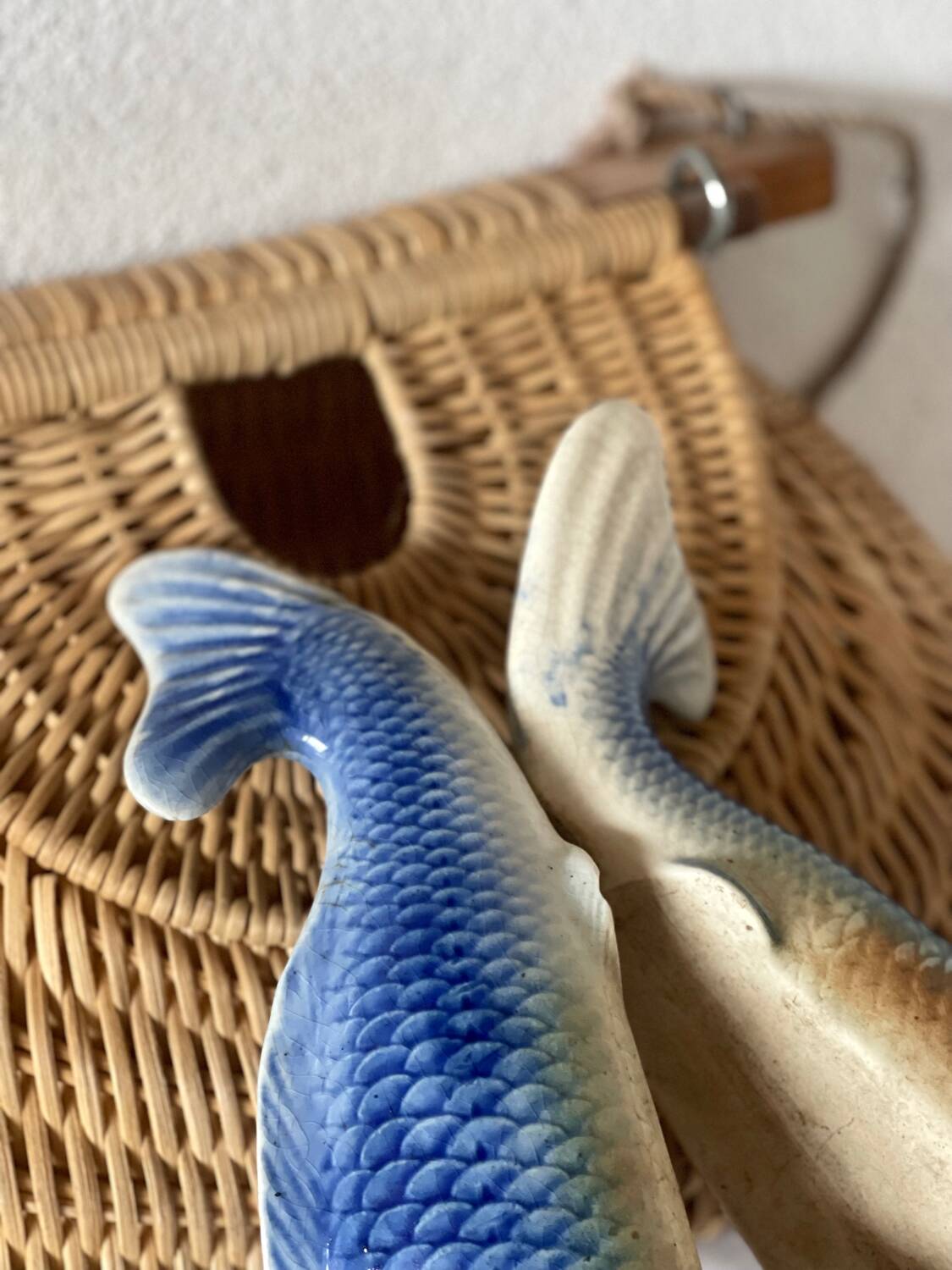 2 fish slip vases