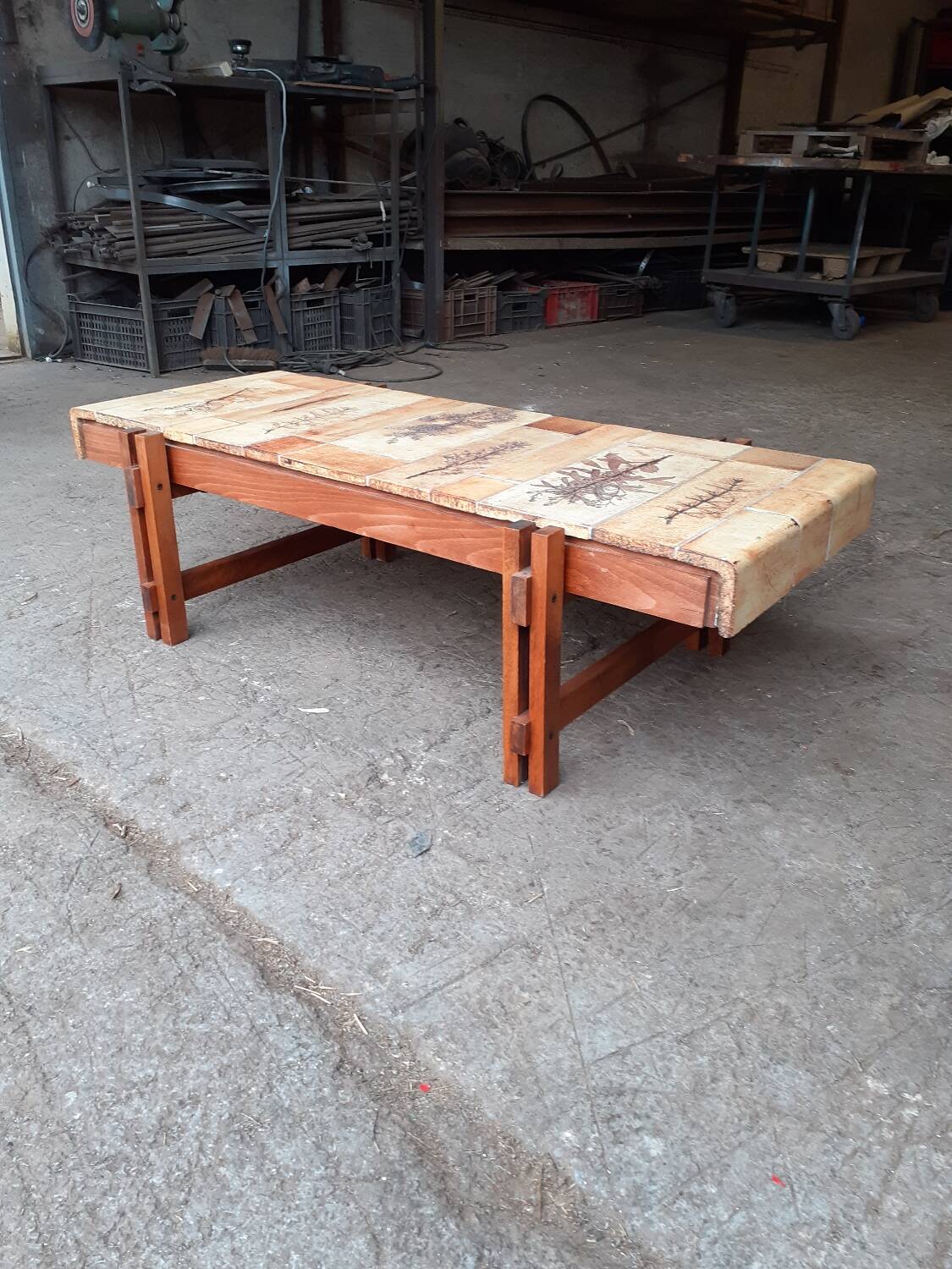 Roger capron coffee table