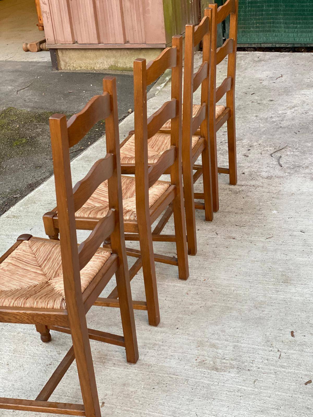 4 Vintage Farmhouse Style Solid Wood Straw Dining Chairs