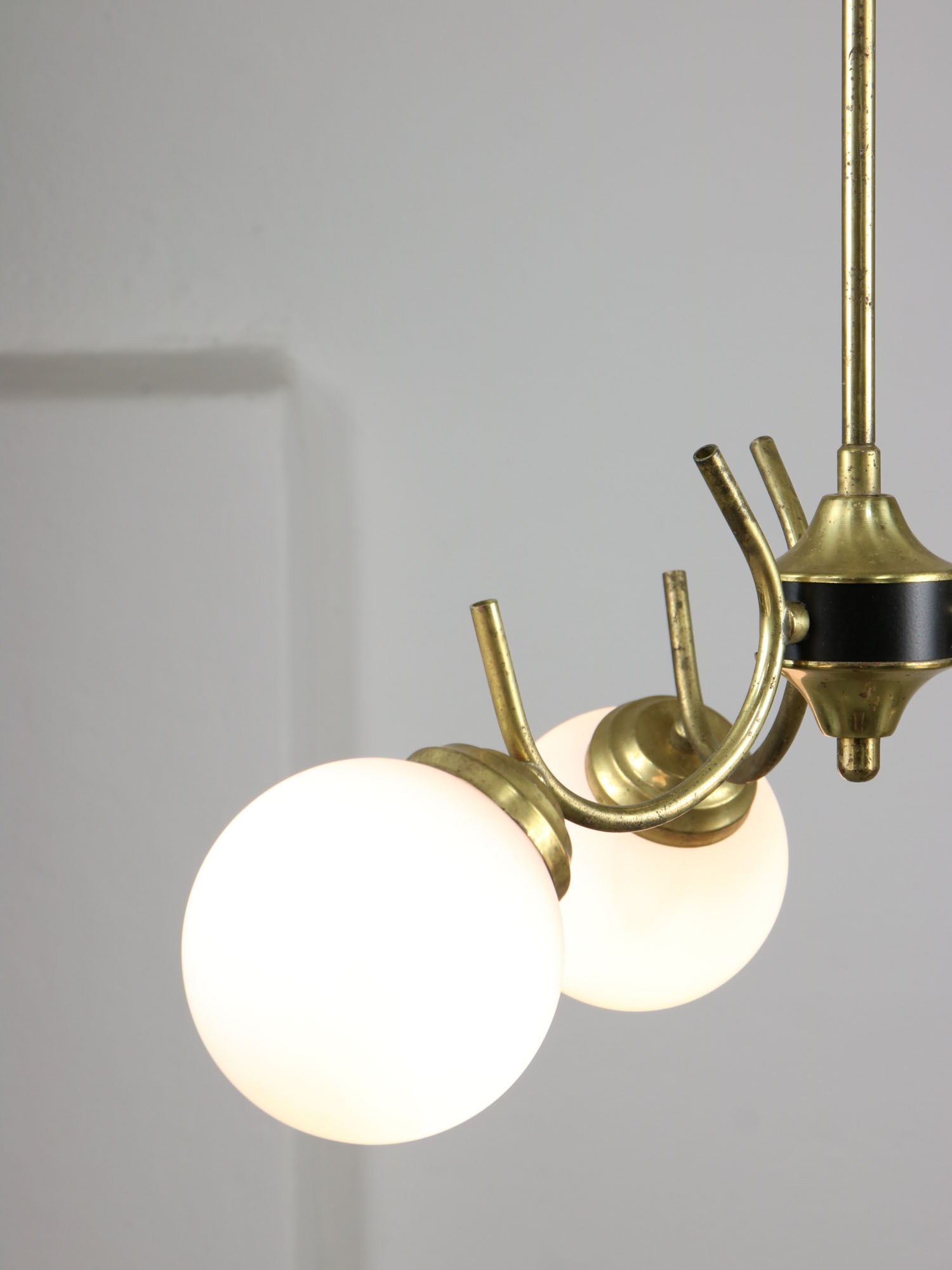 Italian Mid-century Brass and Opaline Glass Chandelier
