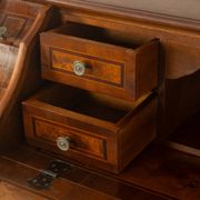 Commode secrétaire italienne, vers les années 1920.