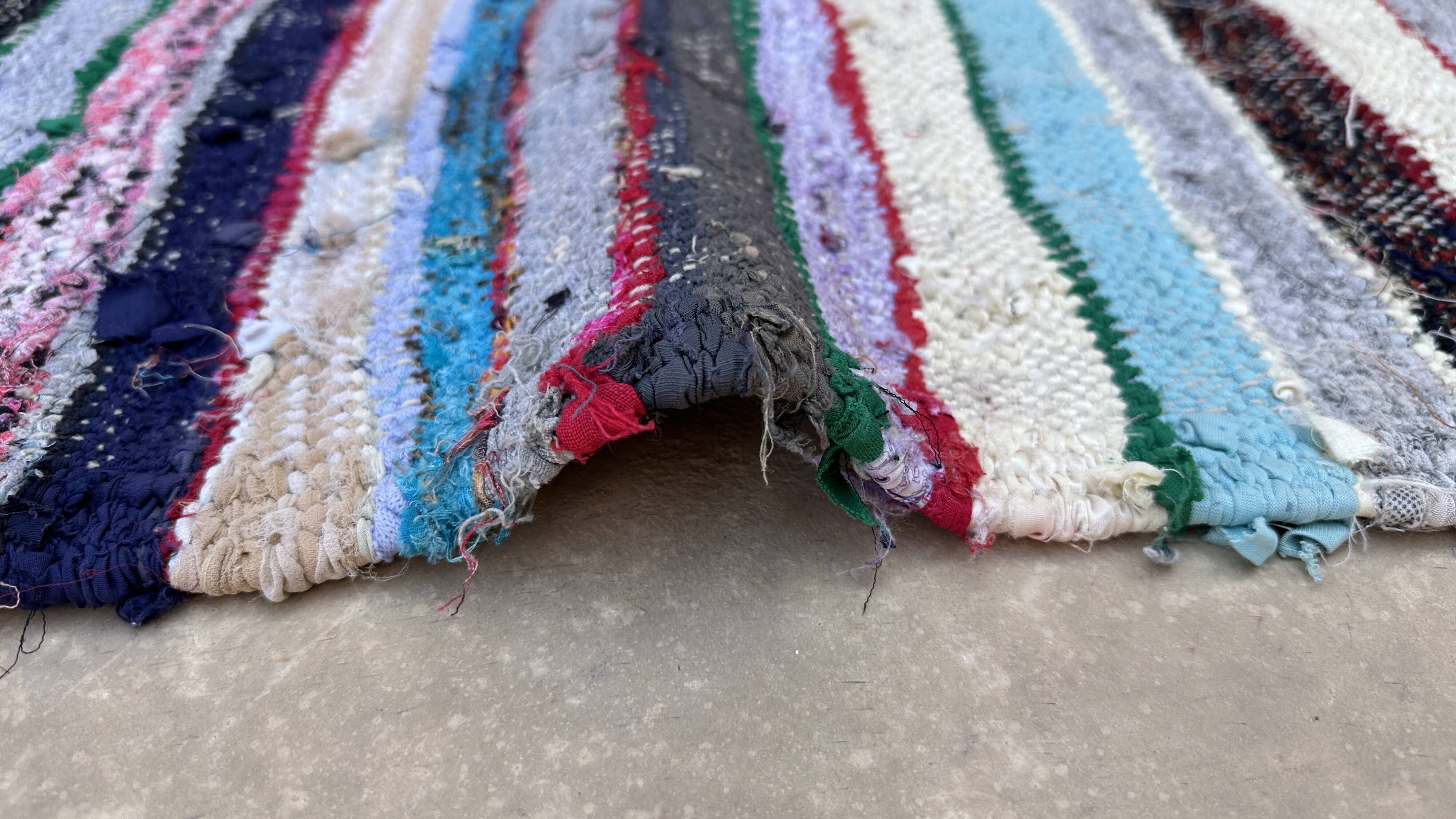 Colorful Moroccan rug - 152 x 263 cm