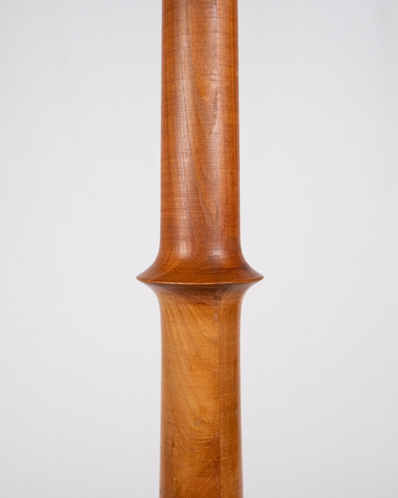 Pair of turned wooden floor lamps in Art Deco style, France, mid-20th century.