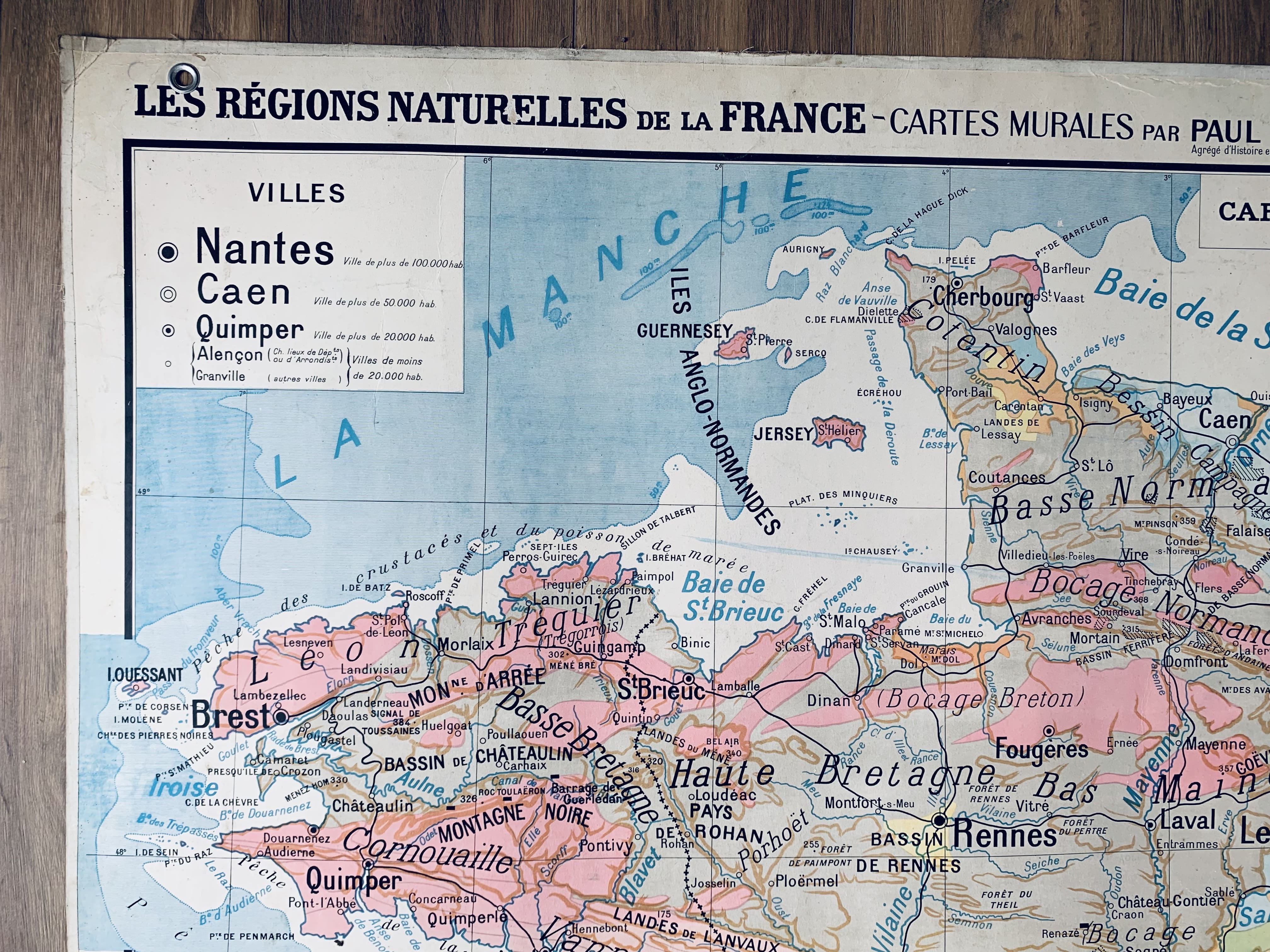 Map n°10 "Brittany and Vendée" by P. Kaeppelin and P. Deffontaines