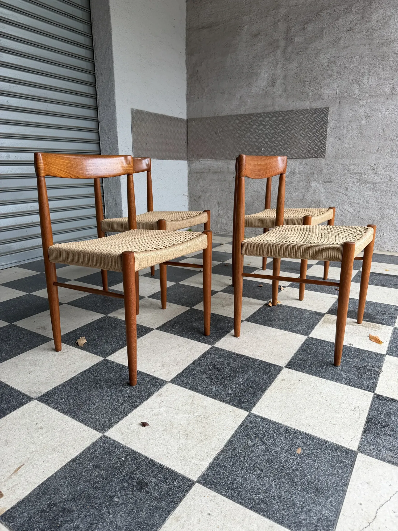 Set of 4 HW Klein chairs for Bramin