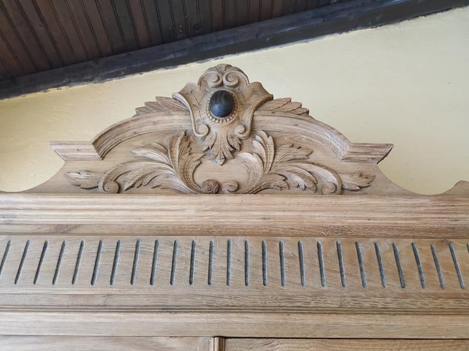 19th century antique sublime french wardrobe