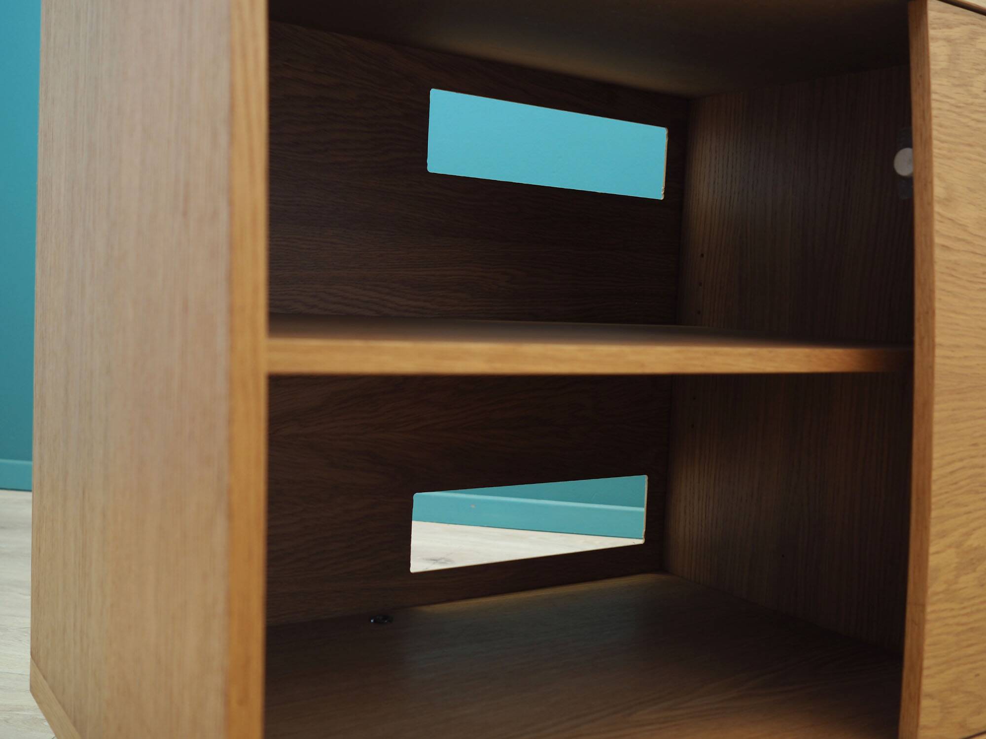 Buffet en frêne, design danois, années 1990, fabriqué par Skovby