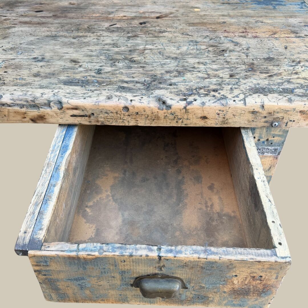 Blue patina beech drawer console established in 1940.
