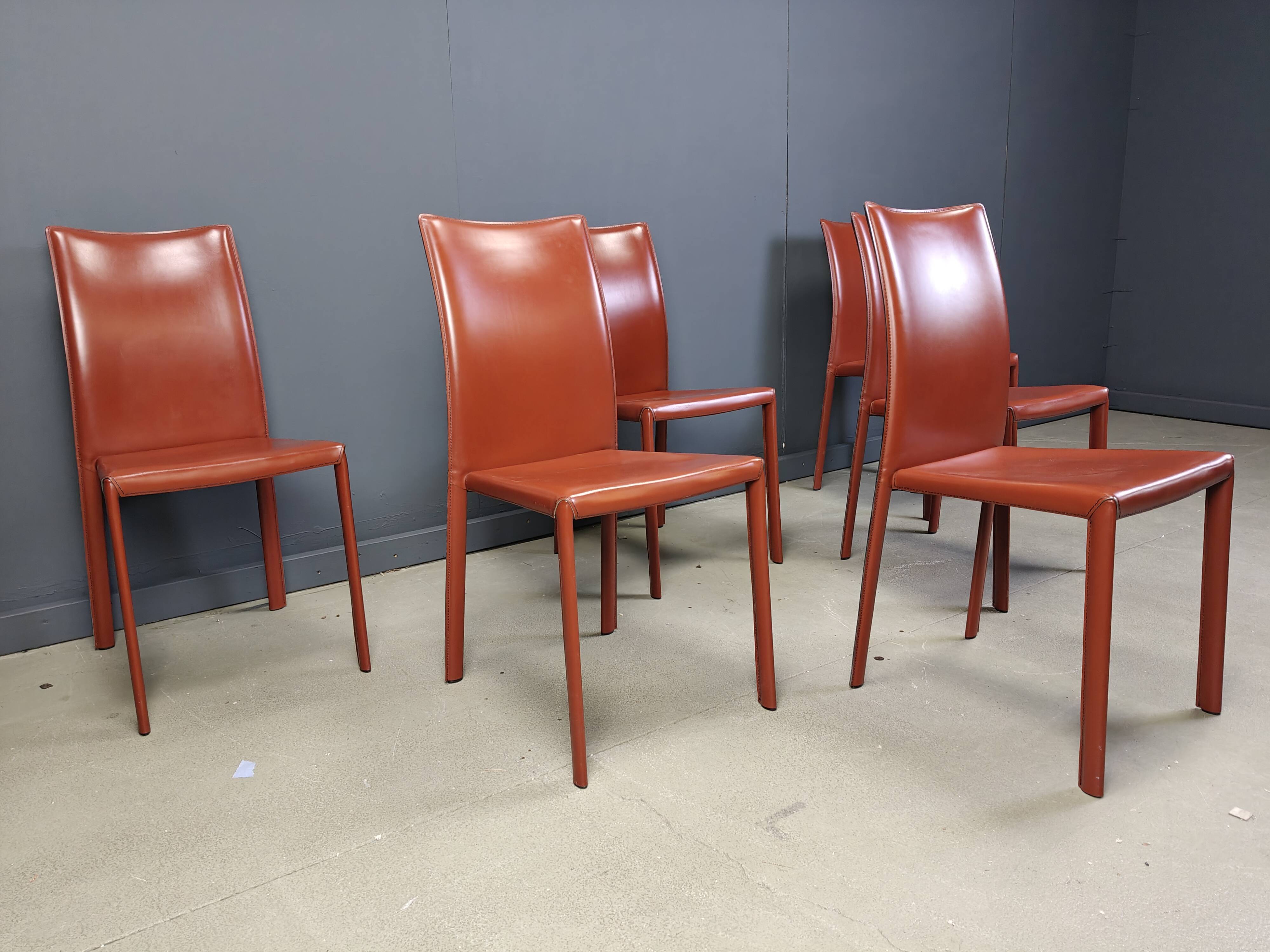 Chaises de salle à manger italiennes en cuir rouge, années 1980 - lot de 6