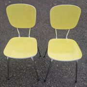Paire de chaises en formica jaune