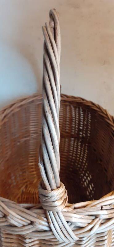 Vintage wicker oval basket