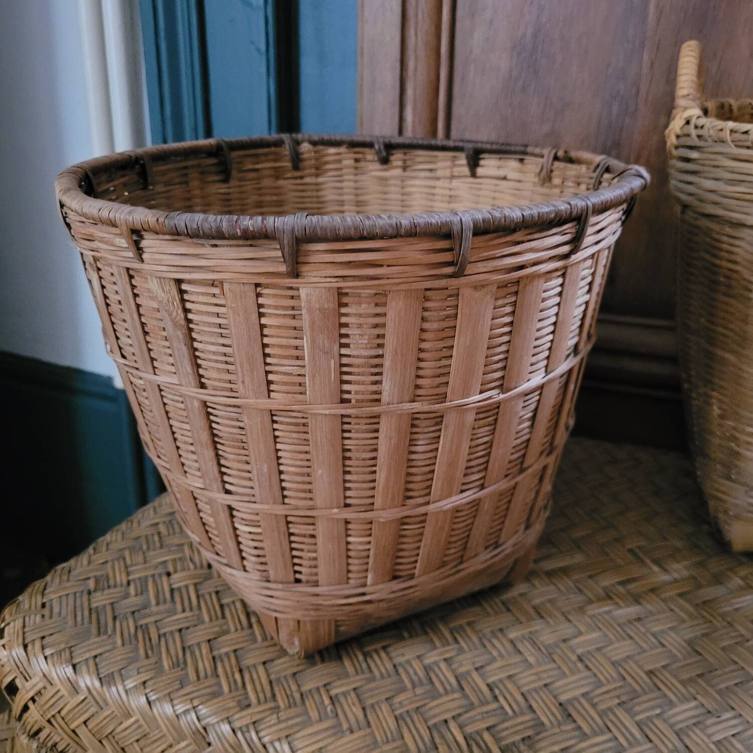 Duo de cache-pots en osier – France 1970-1980