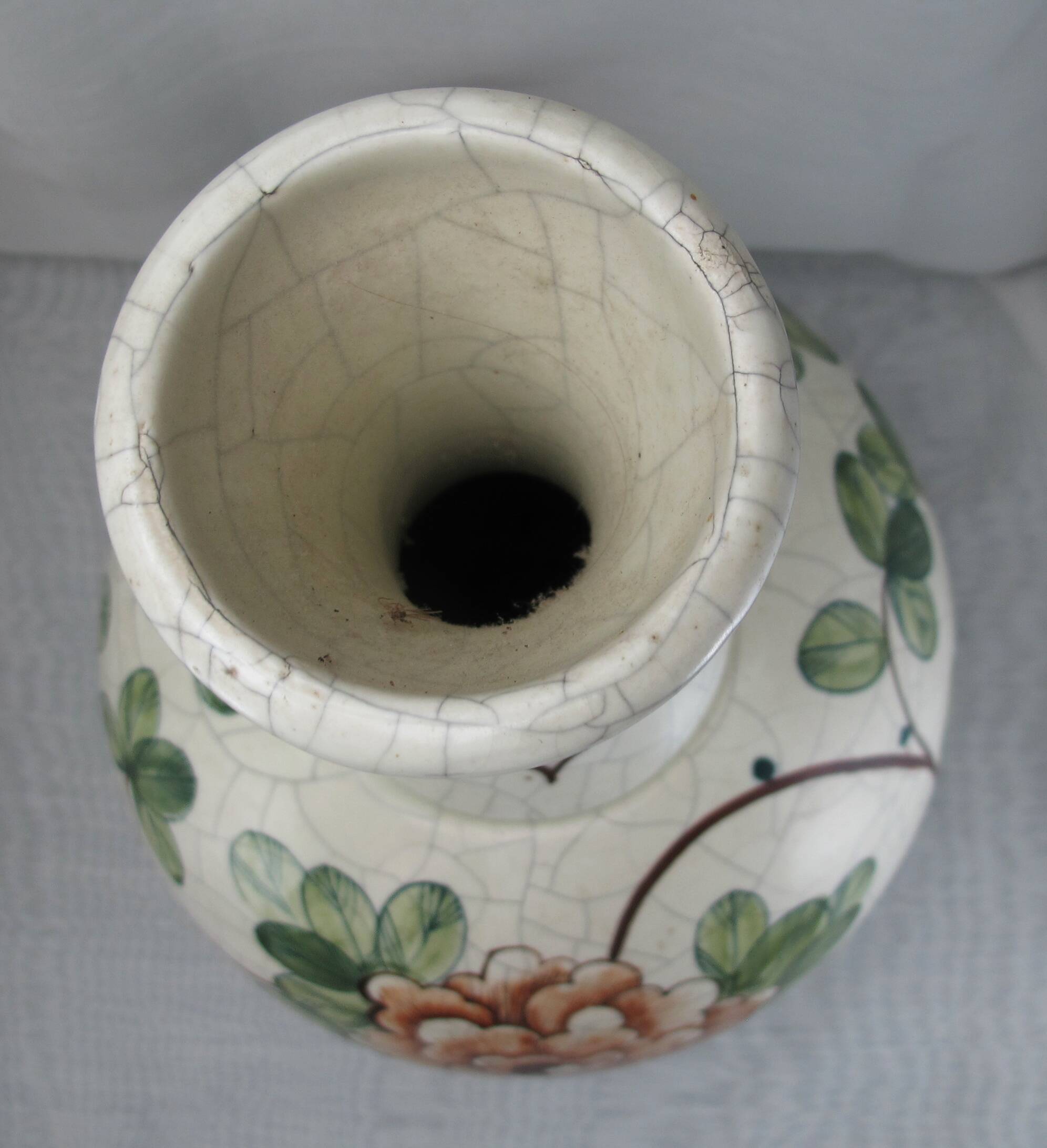 Large Spanish Benlloch vase in hand-painted ceramic