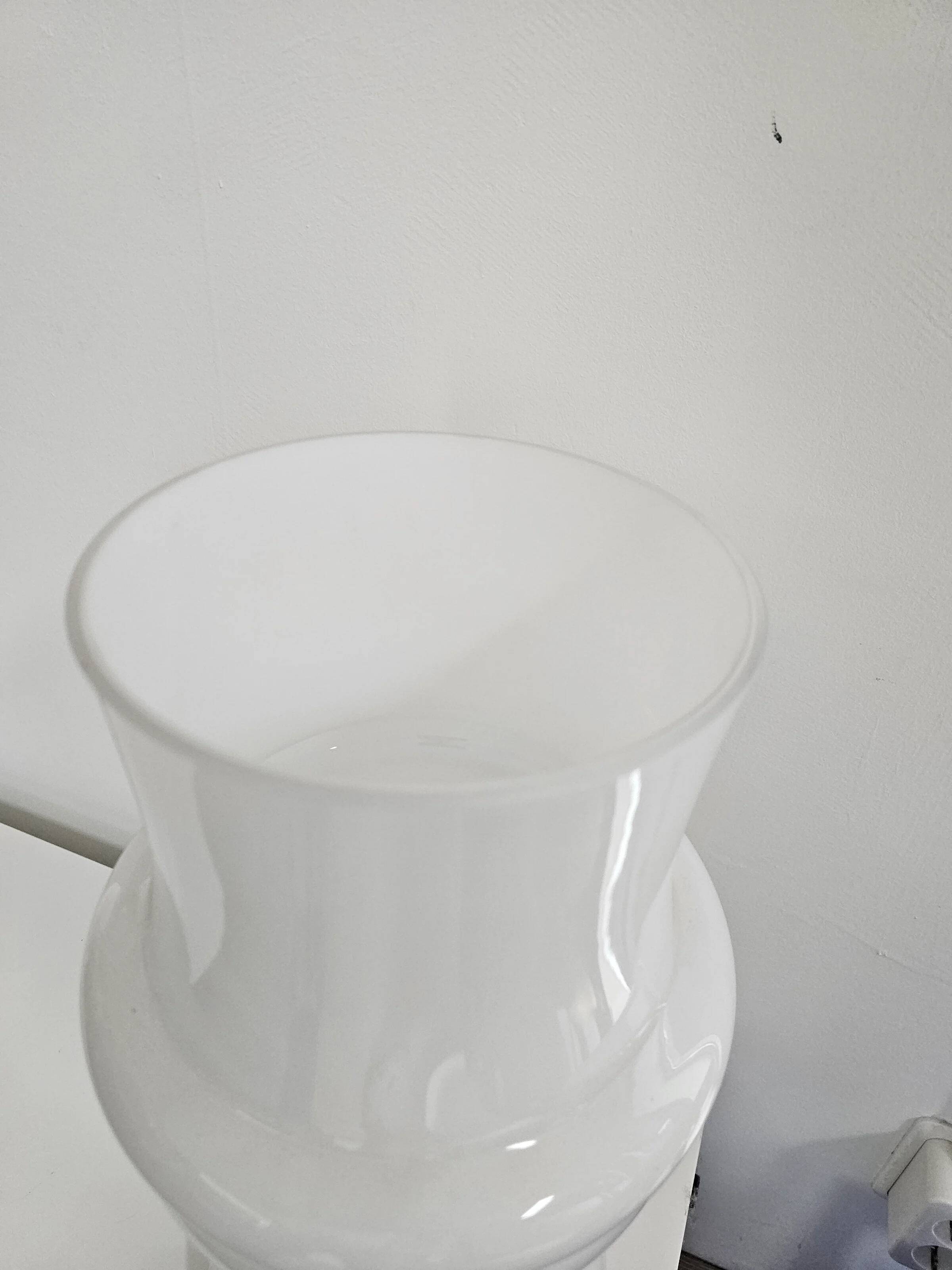 Vases en opaline