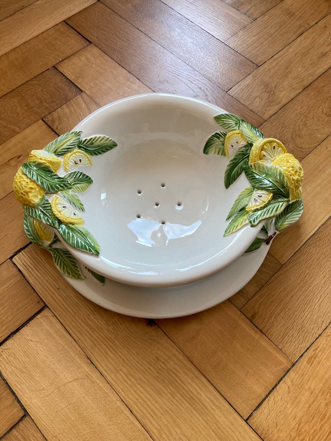 Double lemon slushie fruit bowl Italy