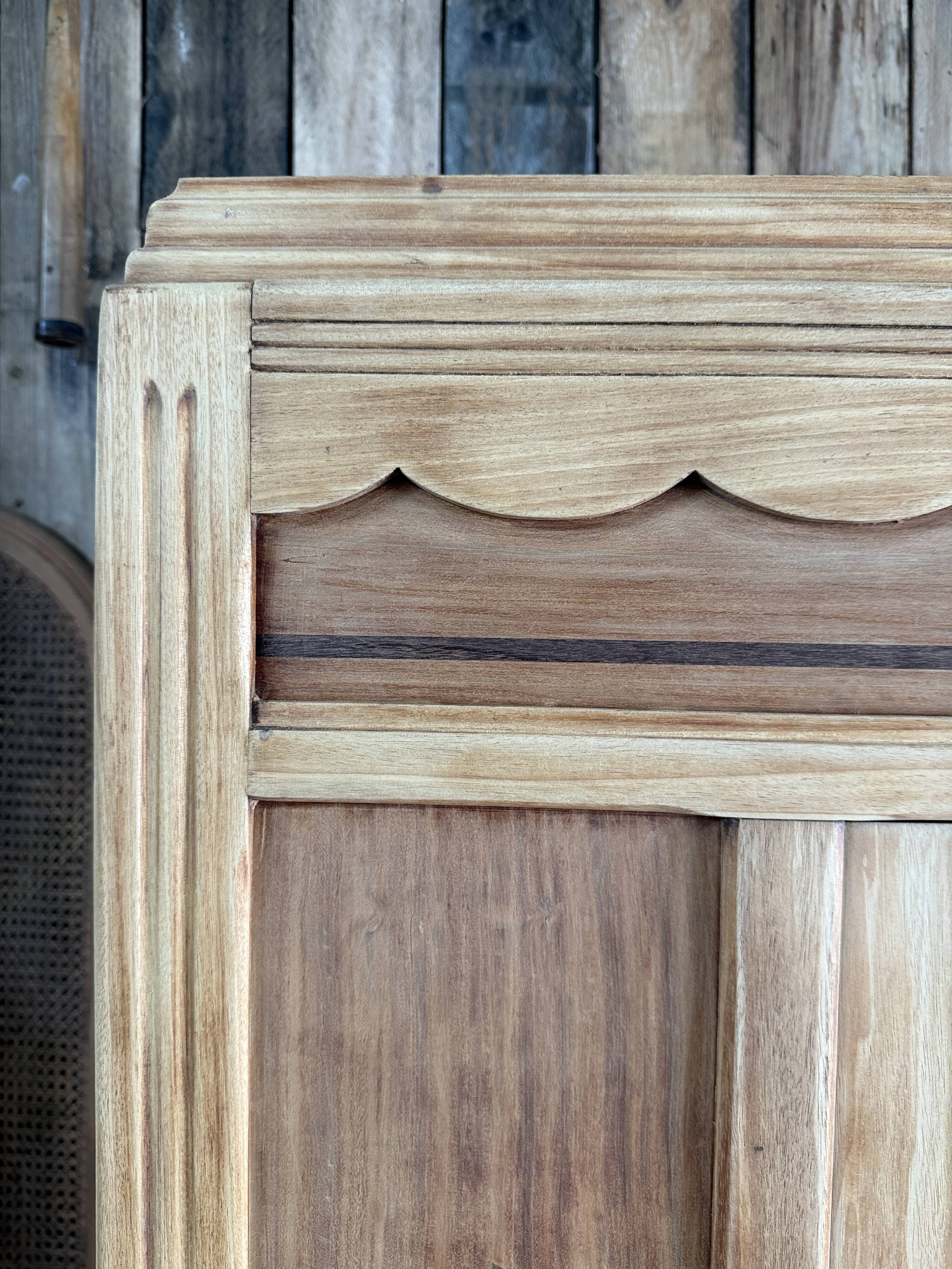 Art Deco Bonnetière (renovated)