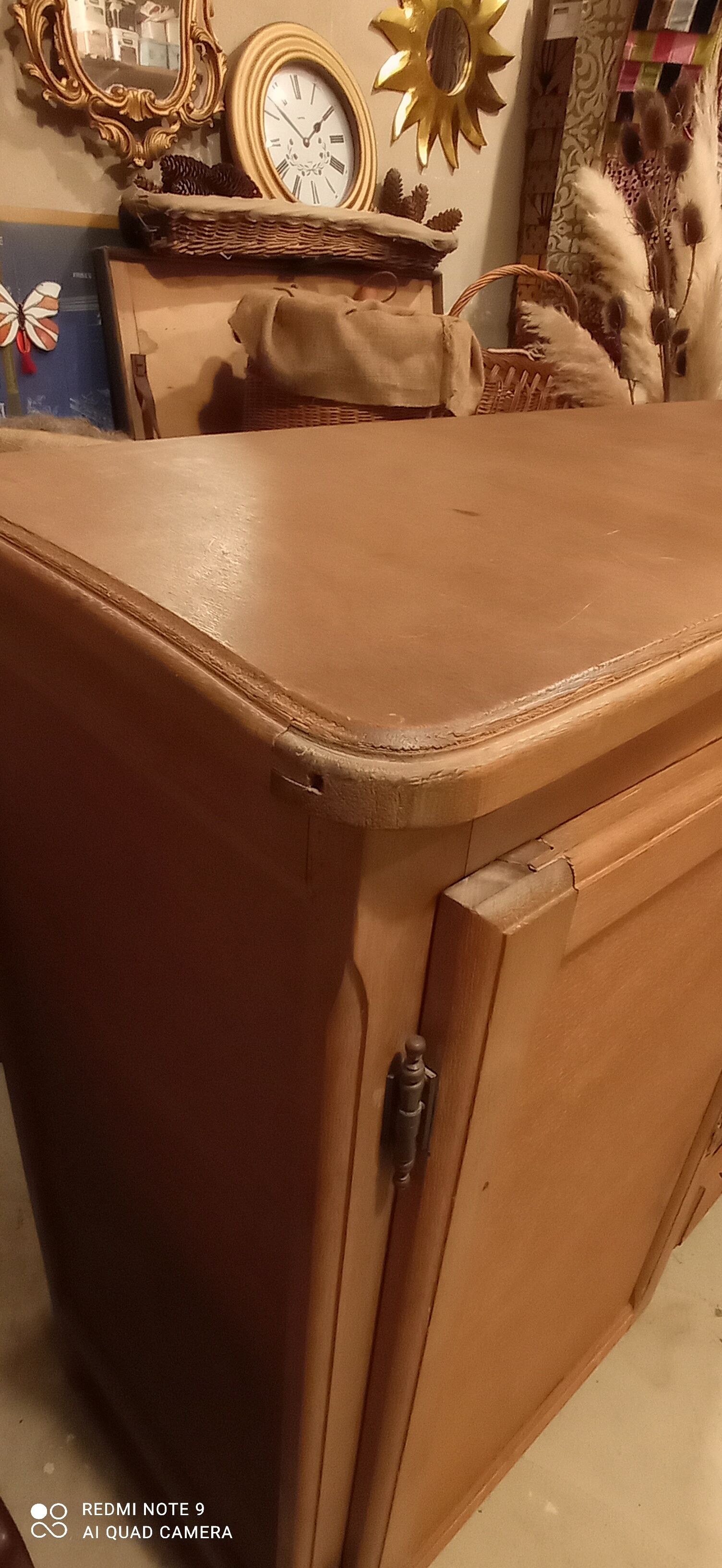 Chest of drawers or entrance furniture