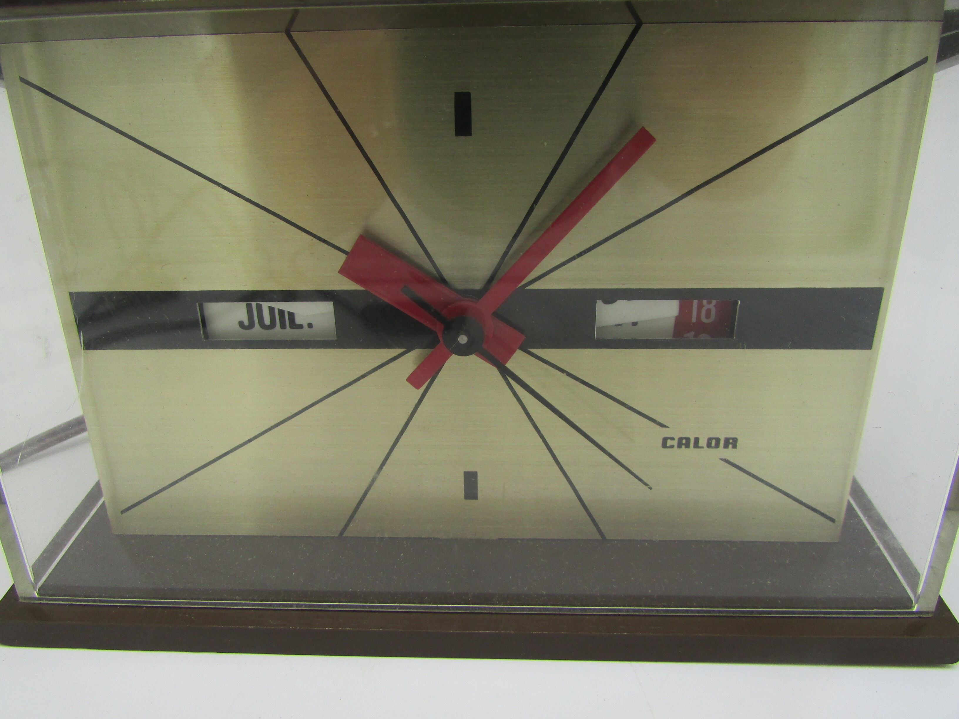 Calor bedside clock  70