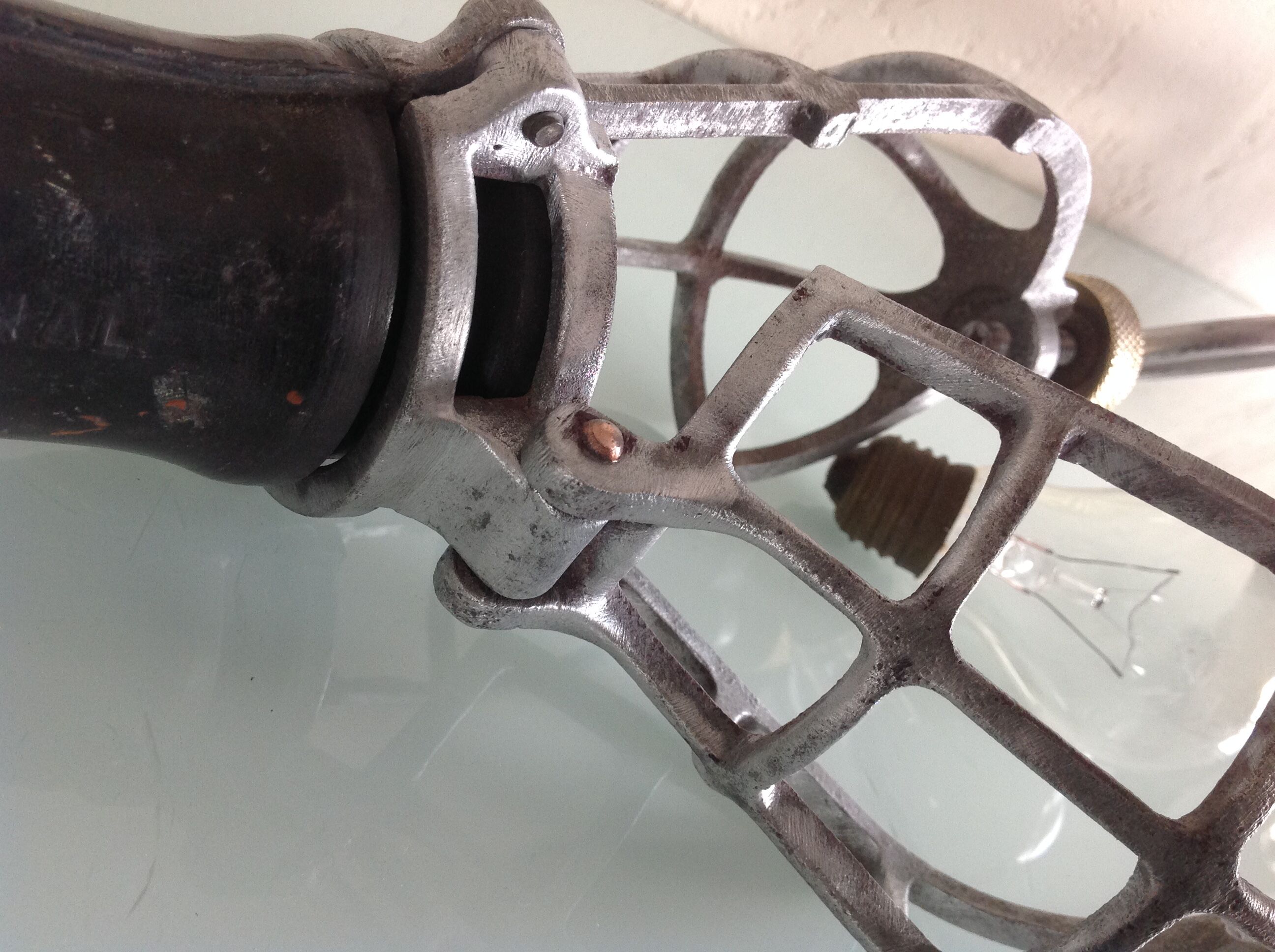 The Pyle National Company lamp 40-50