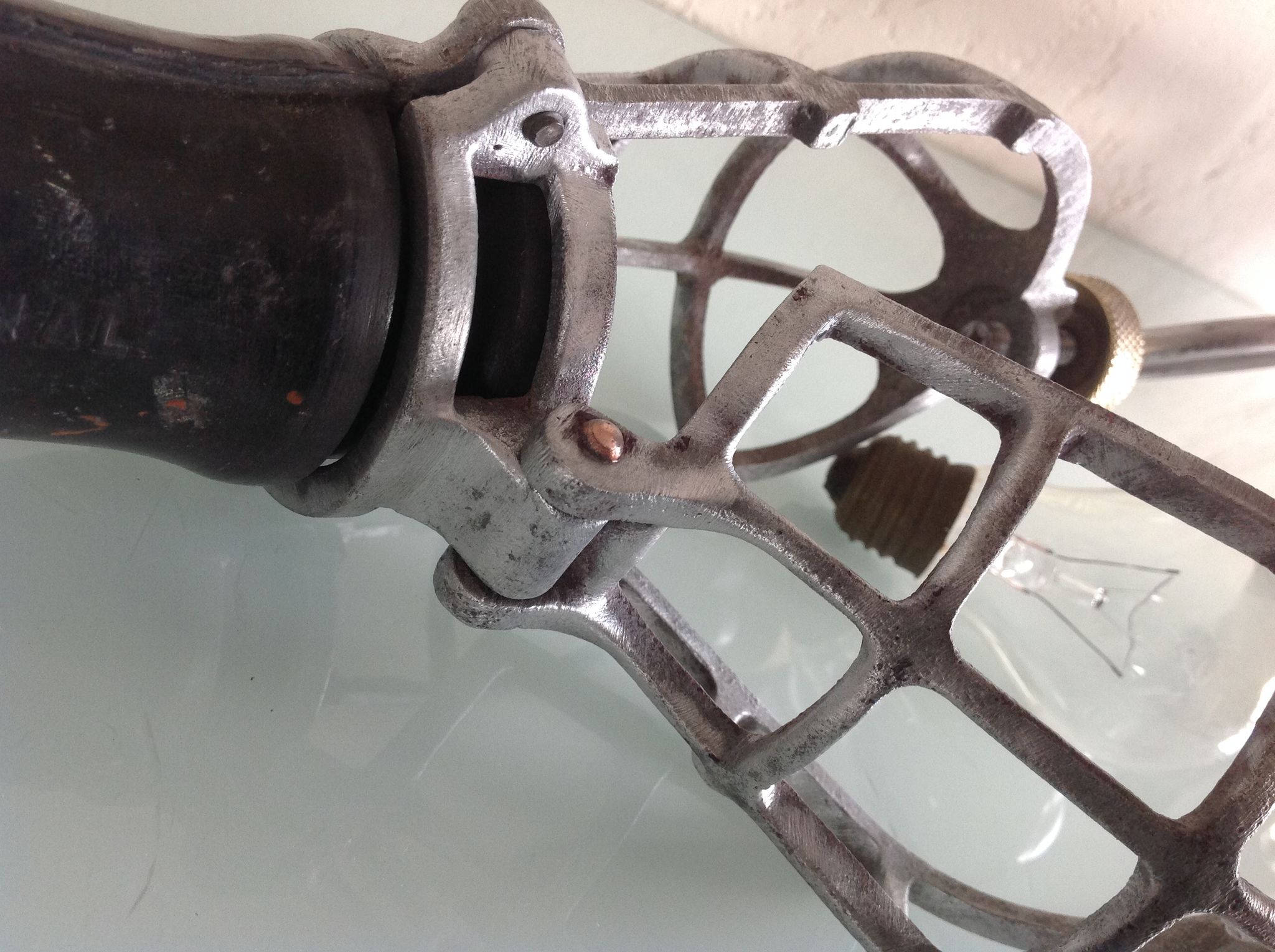 The Pyle National Company lamp 40-50