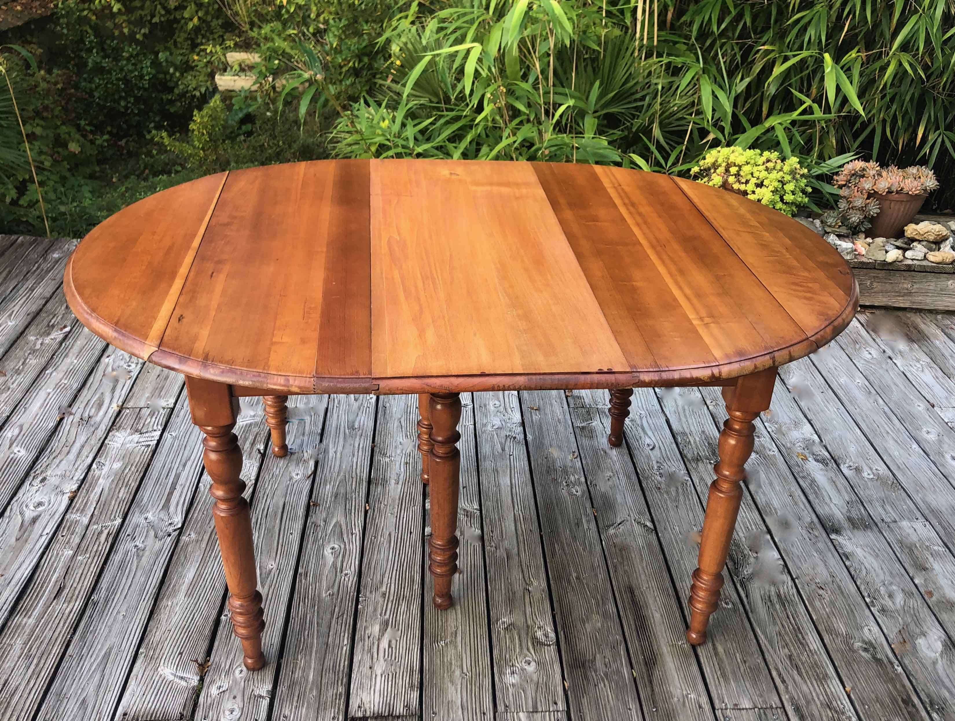 Round modular cabinetmaker's table 1970-80