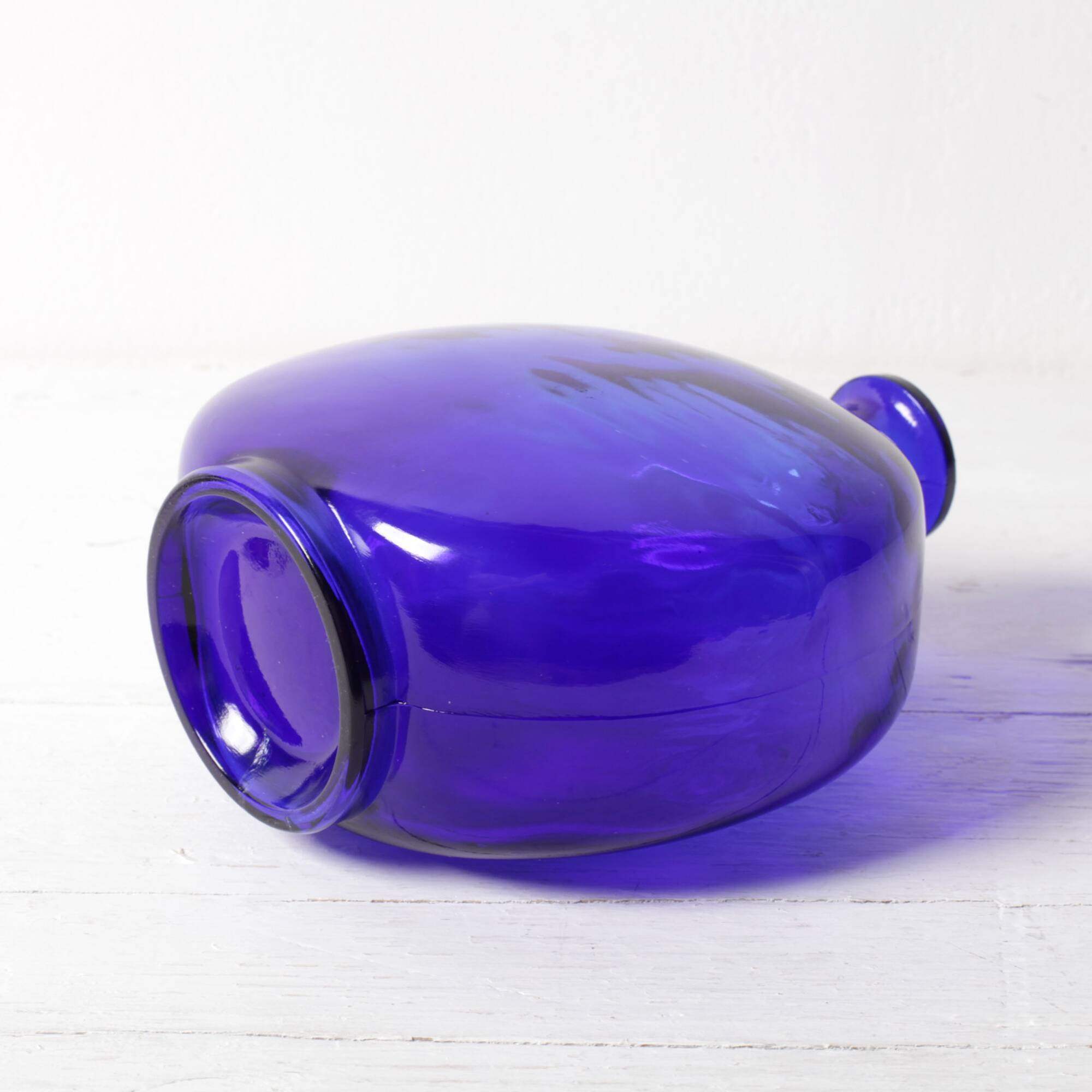 Mid-century Glass Bottle with Coin Cork / Ruda Glasbruk / Sweden / 1970s