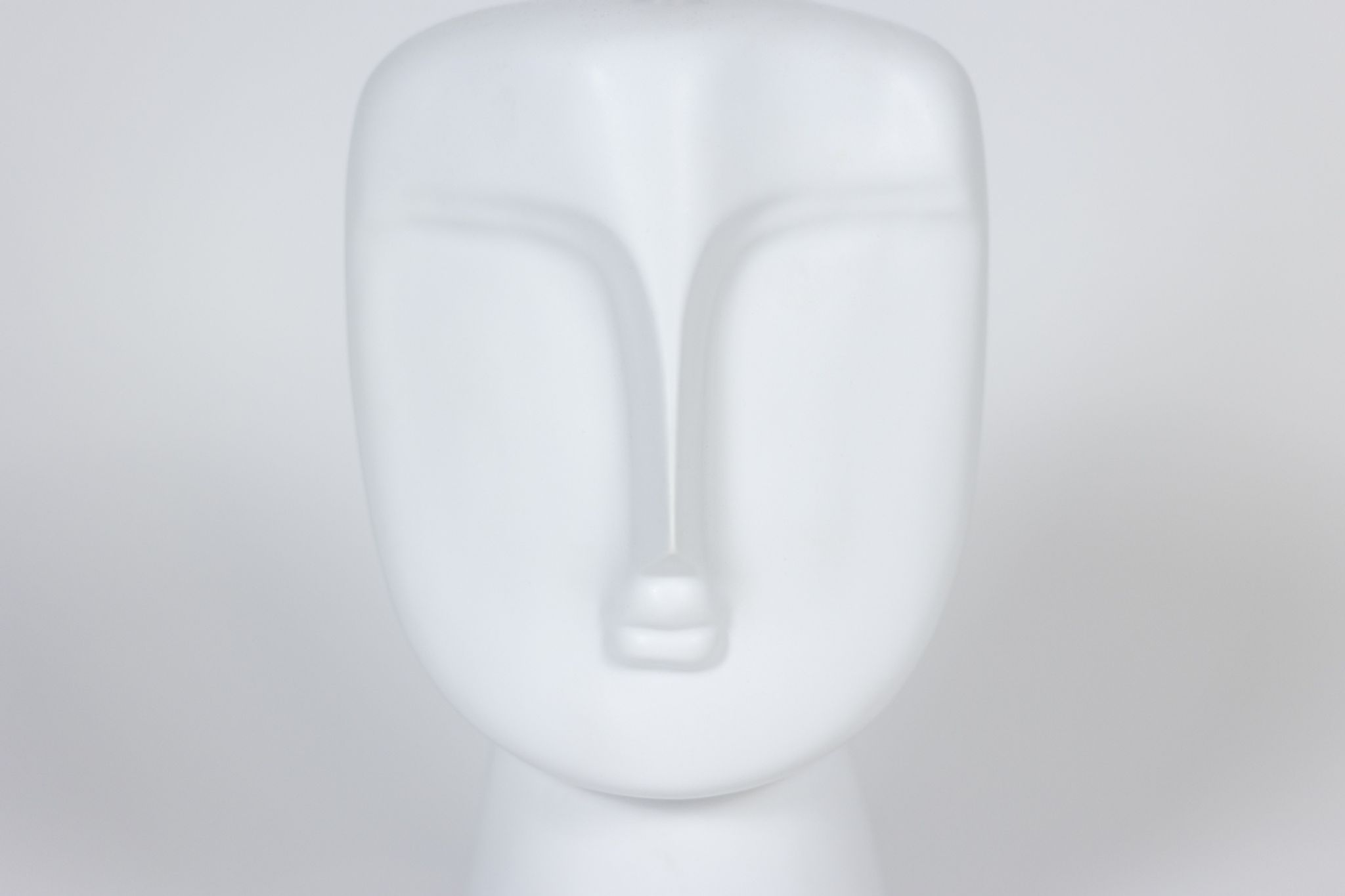 Pair of lamps in white and matt opaline, twentieth century
