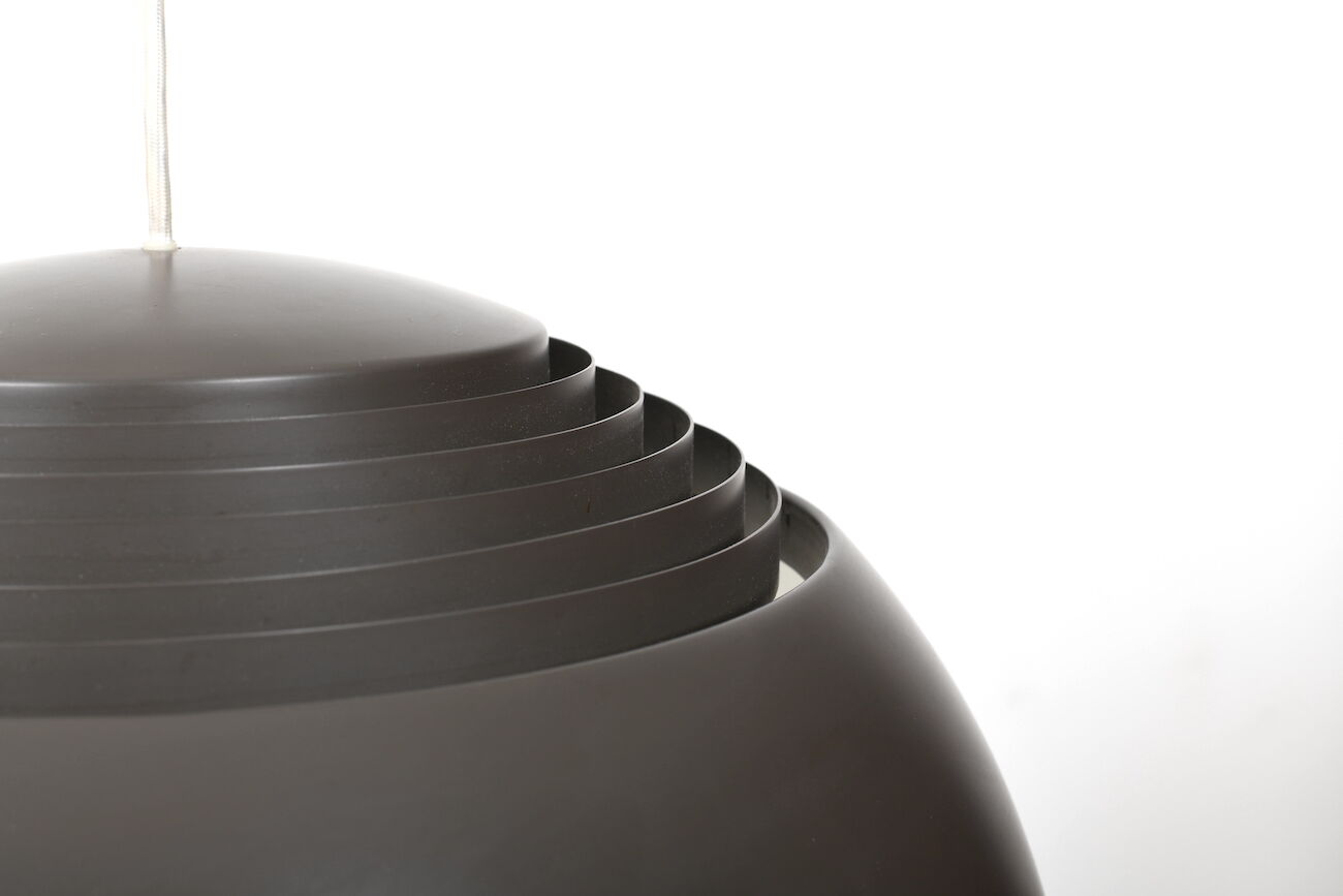Supension AJ-Pendel par Arne Jacobsen