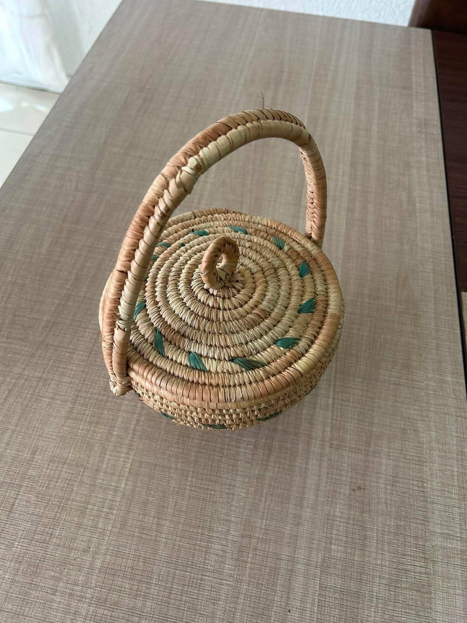 Handwoven African Basket – Fulani (Peul/Fulbe) Craft from Cameroon