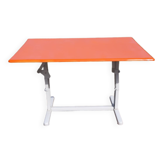 Folding table iron and wood