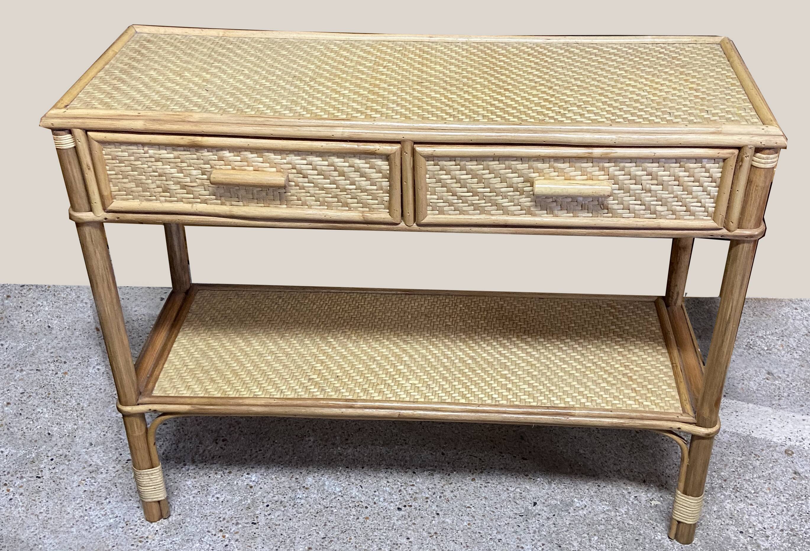 Commode rotin